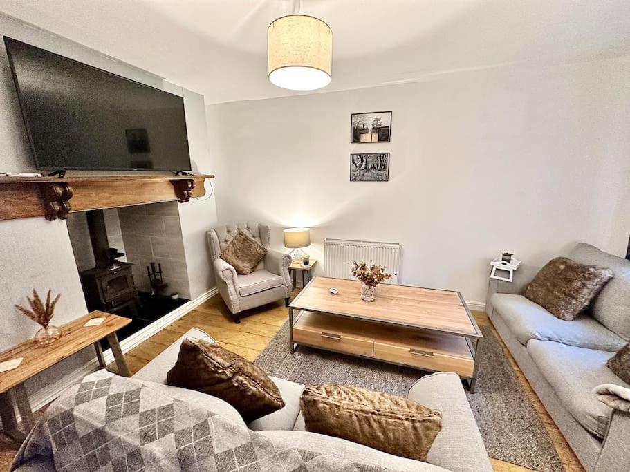 Blaenavon Cottage,Cinema Room,Log Burner מראה חיצוני תמונה