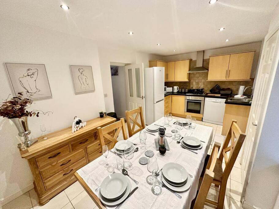 Blaenavon Cottage,Cinema Room,Log Burner מראה חיצוני תמונה