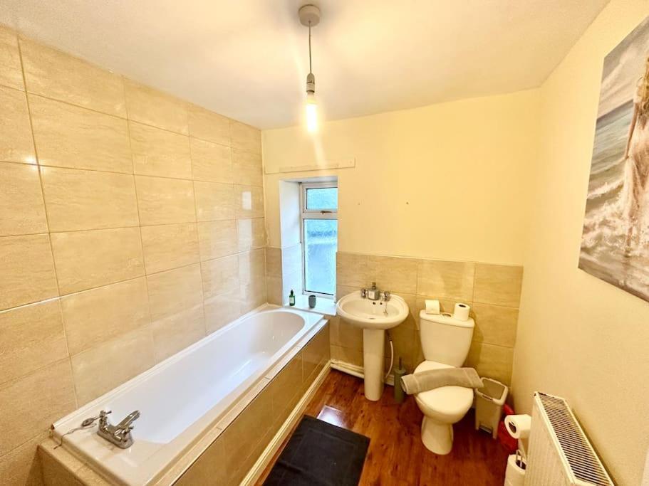 Blaenavon Cottage,Cinema Room,Log Burner מראה חיצוני תמונה