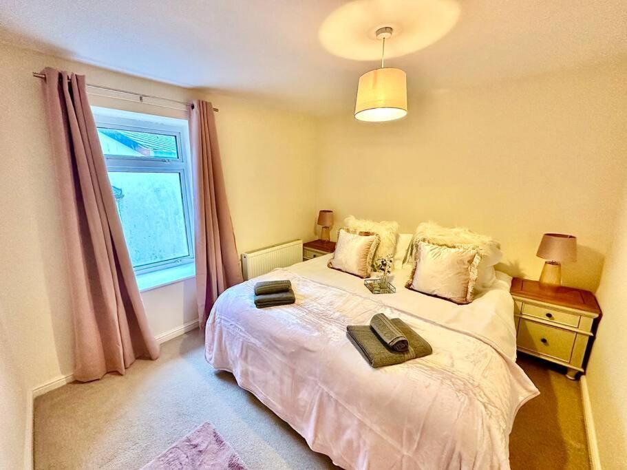 Blaenavon Cottage,Cinema Room,Log Burner מראה חיצוני תמונה